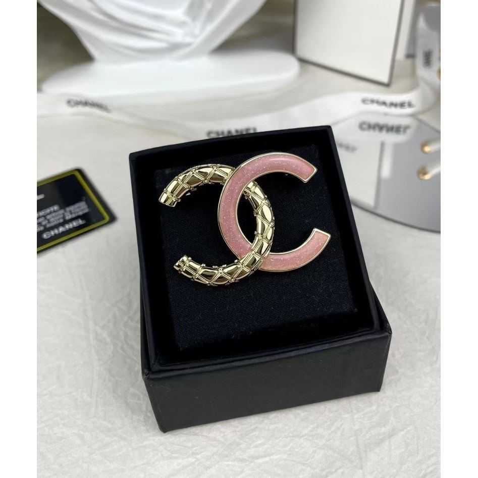 Chanel Brooches - Click Image to Close